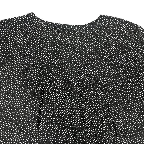 Banana Republic Factory Top Black White Dot Prink Pintuck Short Sleeve Women's M - Picture 9 of 10